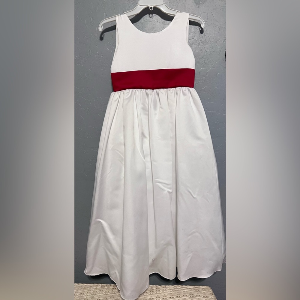 Sweet Beginnings size 10 white with red roses wedding dress